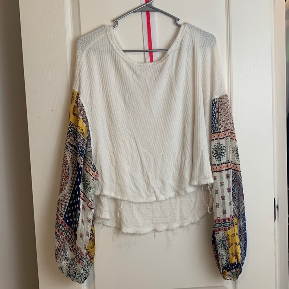 White long sleeve shirt with patterned sleeves